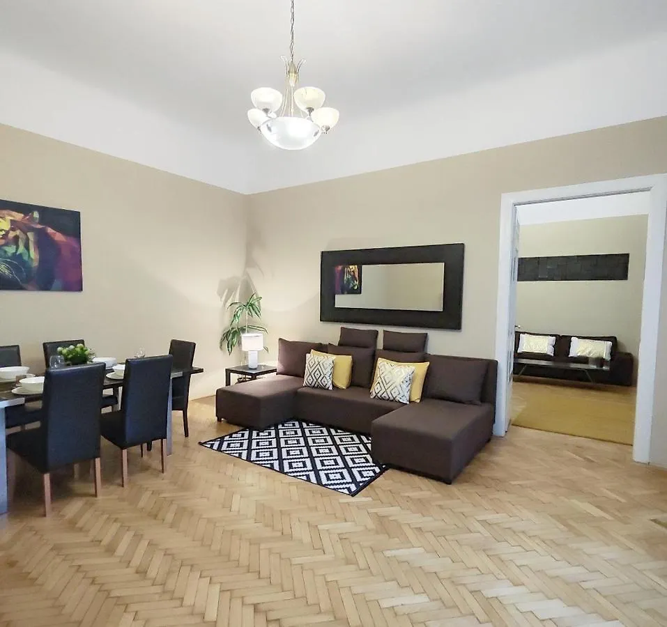 Dolce Vita Royal Apartment Budapest
